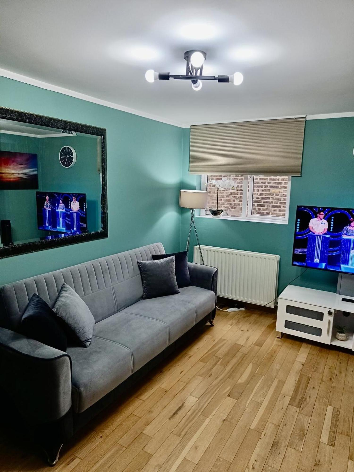 Deluxe Apartment - 1 Min Away From Camden Market And Station Londra Dış mekan fotoğraf